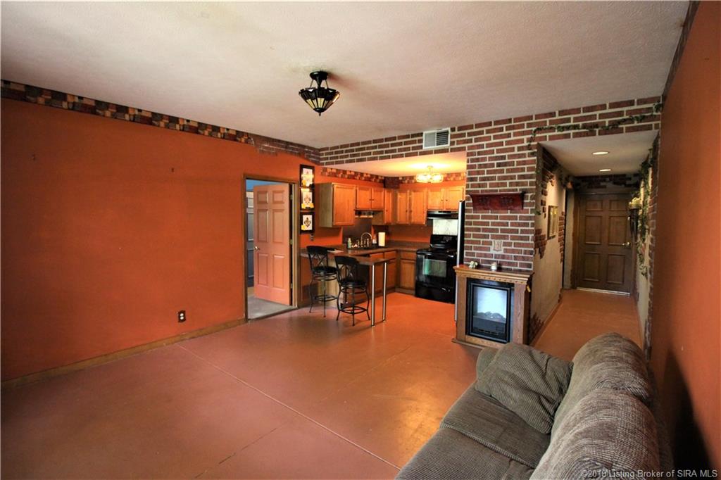 2900 Middle Road, Unit 14 Jeffersonville, IN 47130 - Photo 11 of 29 Gallery Image 11
