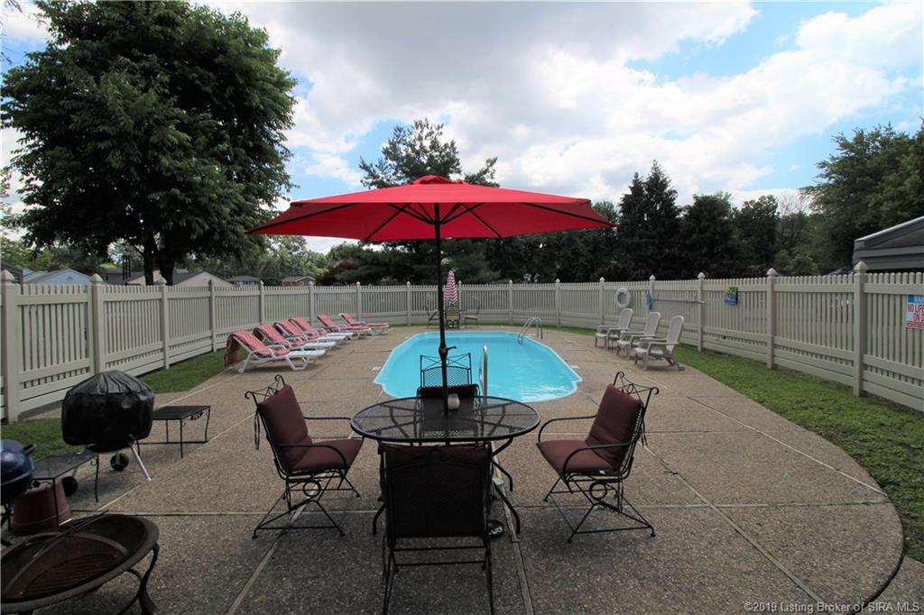 2900 Middle Road, Unit 14 Jeffersonville, IN 47130 - Photo 26 of 29 Gallery Image 26