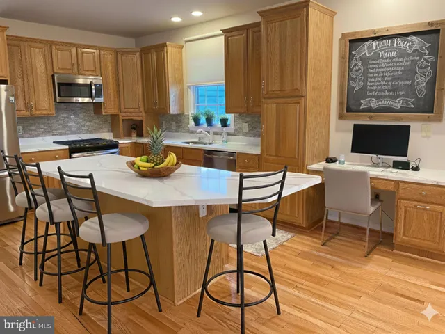 $699,900 | 8069 Alexander Place, La Plata, MD 20646