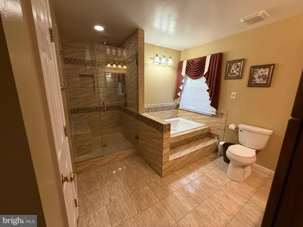 $699,900 | 8069 Alexander Place, La Plata, MD 20646