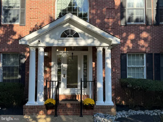 $699,900 | 8069 Alexander Place, La Plata, MD 20646