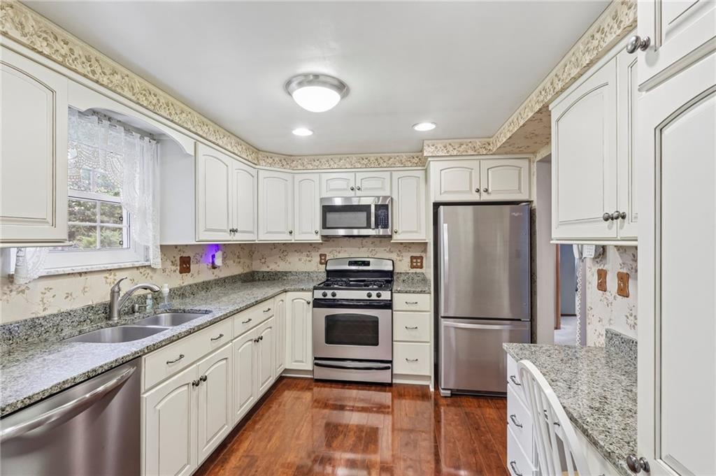 413 Olten Road Monroeville, PA 15146 - Photo 13 of 41 Gallery Image 13