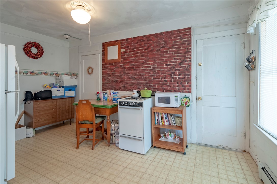 16 Clinton Street Pawtucket, RI 02861 - Photo 10 of 23 Gallery Image 10
