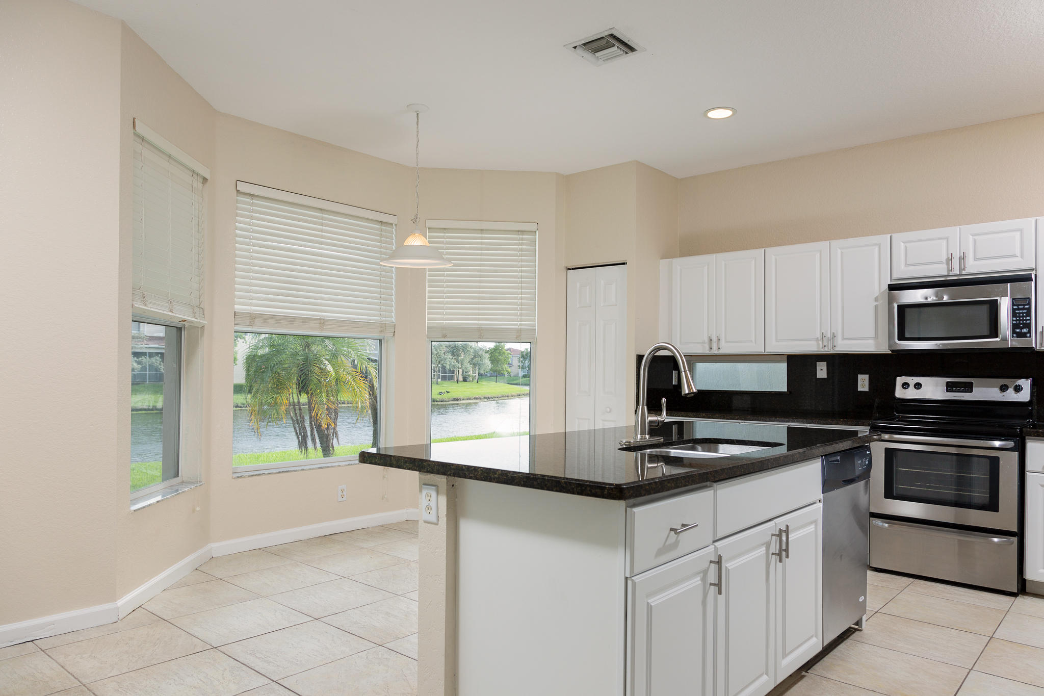 1100 Center Stone Lane Riviera Beach, FL 33404 - Photo 11 of 28 Kitchen