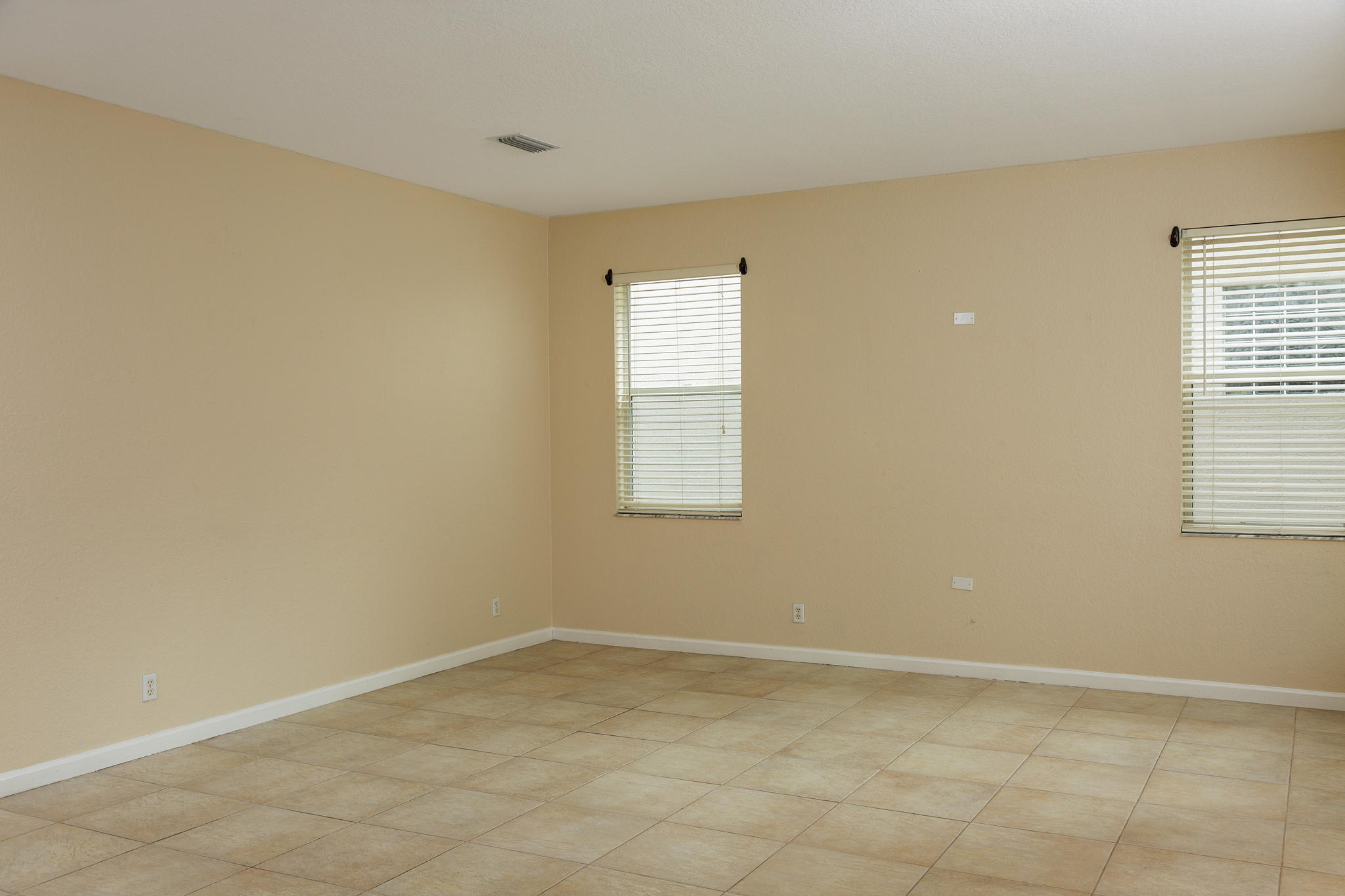 1100 Center Stone Lane Riviera Beach, FL 33404 - Photo 8 of 28 Family Room