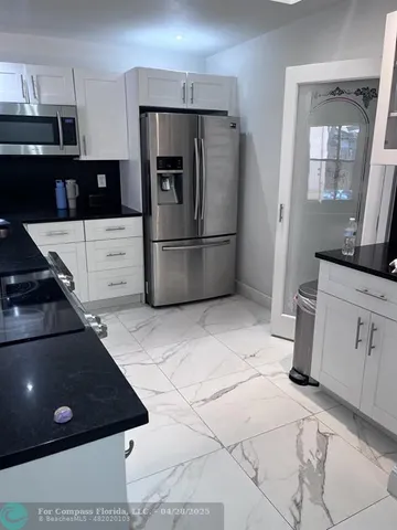 $2,850 | 23341 Southwest 55th Way | Sandalfoot Cove