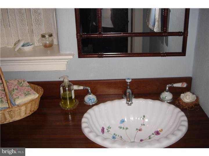 1070 Randolph Road Jenkintown, PA 19046 - Photo 8 of 25