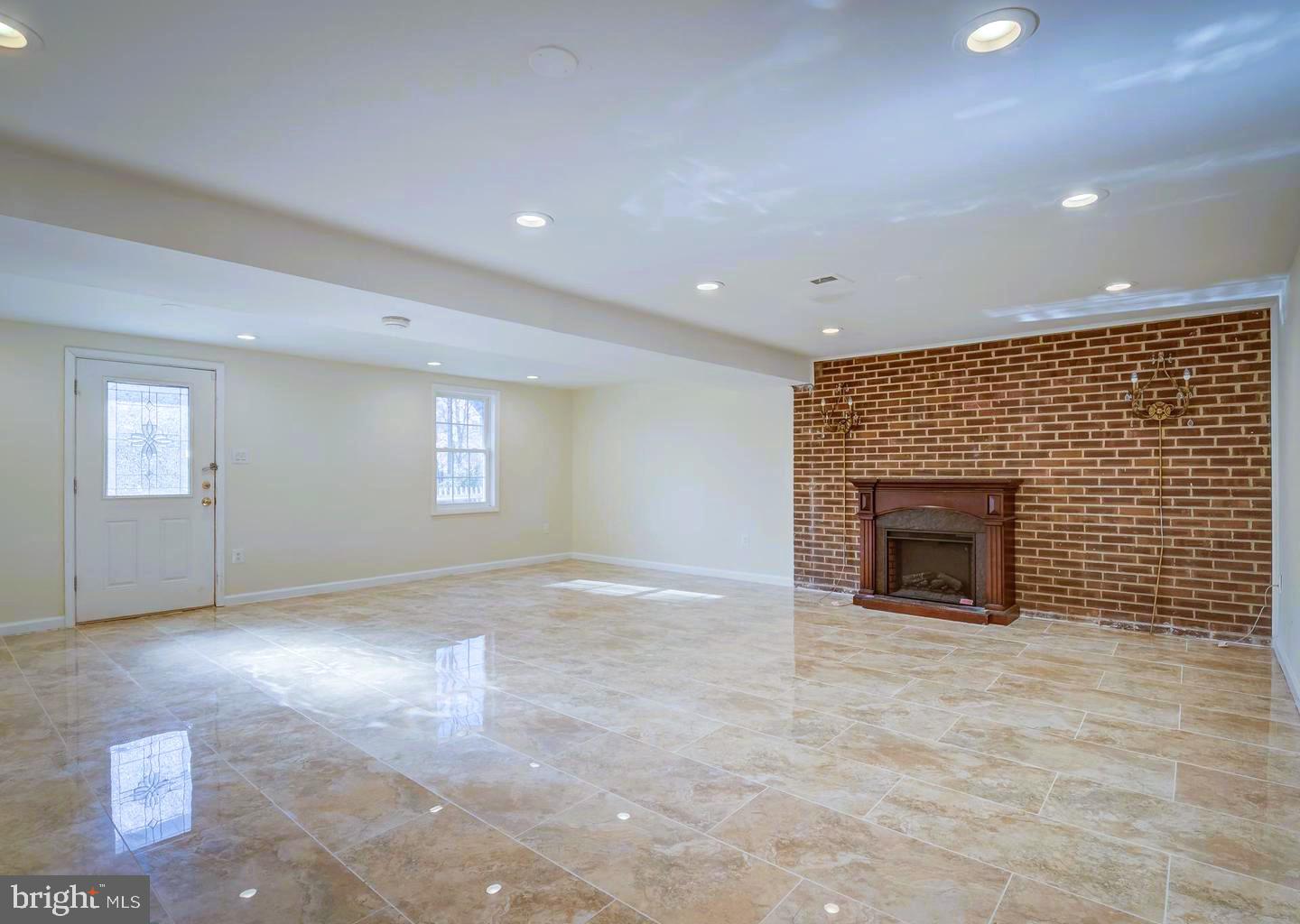 13462 Keytone Road Woodbridge, VA 22193 - Photo 8 of 26
