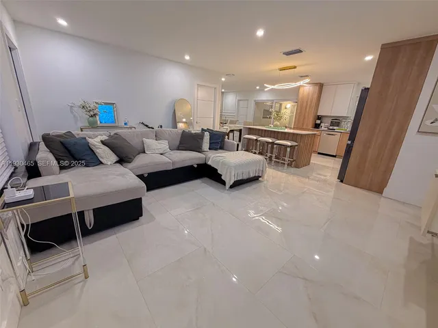 $3,850 | 7951 Northwest 37th Drive, Coral Springs, FL 33065