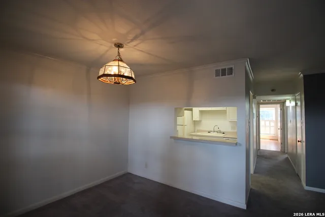 $1,225 | 8401 North New Braunfels Avenue, Unit 331, San Antonio, TX 78209