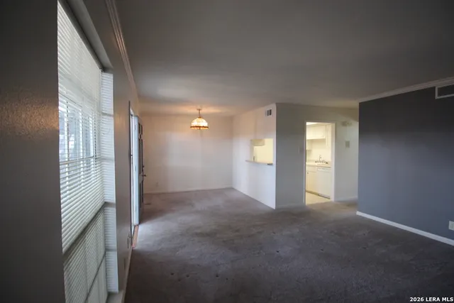 $1,225 | 8401 North New Braunfels Avenue, Unit 331, San Antonio, TX 78209