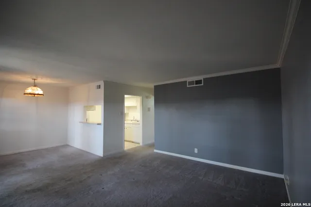 $1,225 | 8401 North New Braunfels Avenue, Unit 331, San Antonio, TX 78209