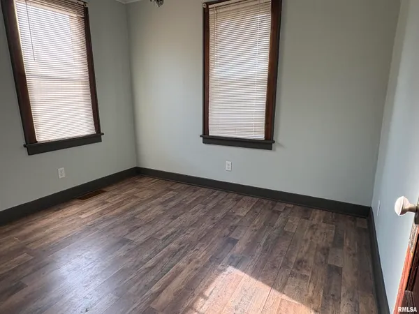 $90,000 | 714 East Ash Street, Canton, IL 61520