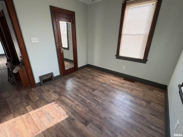 $90,000 | 714 East Ash Street, Canton, IL 61520