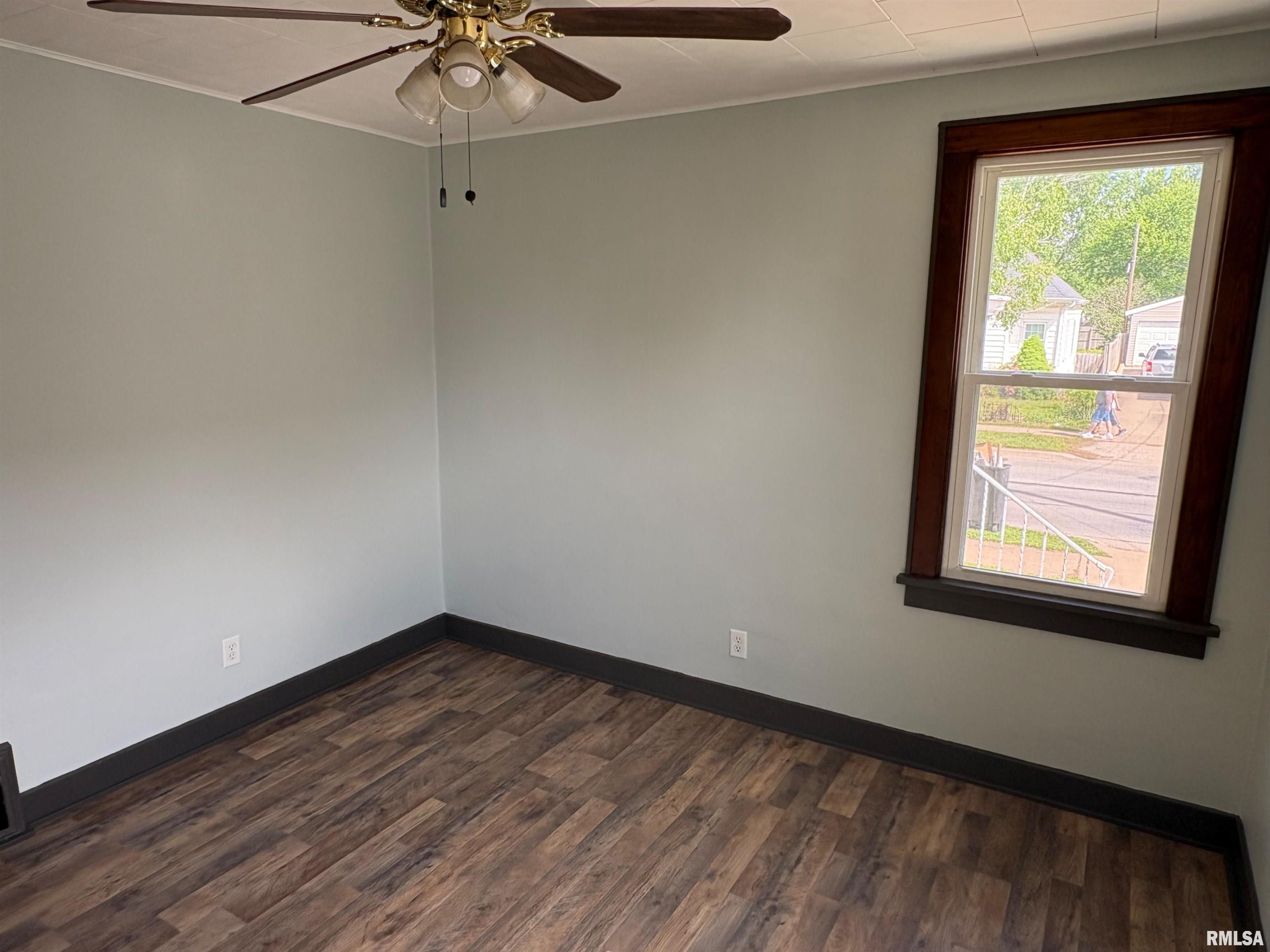 714 East Ash Street Canton, IL 61520 - Photo 20 of 40