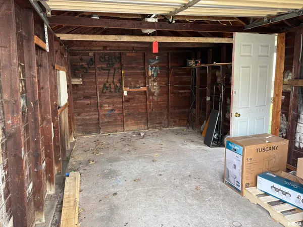 $90,000 | 714 East Ash Street, Canton, IL 61520