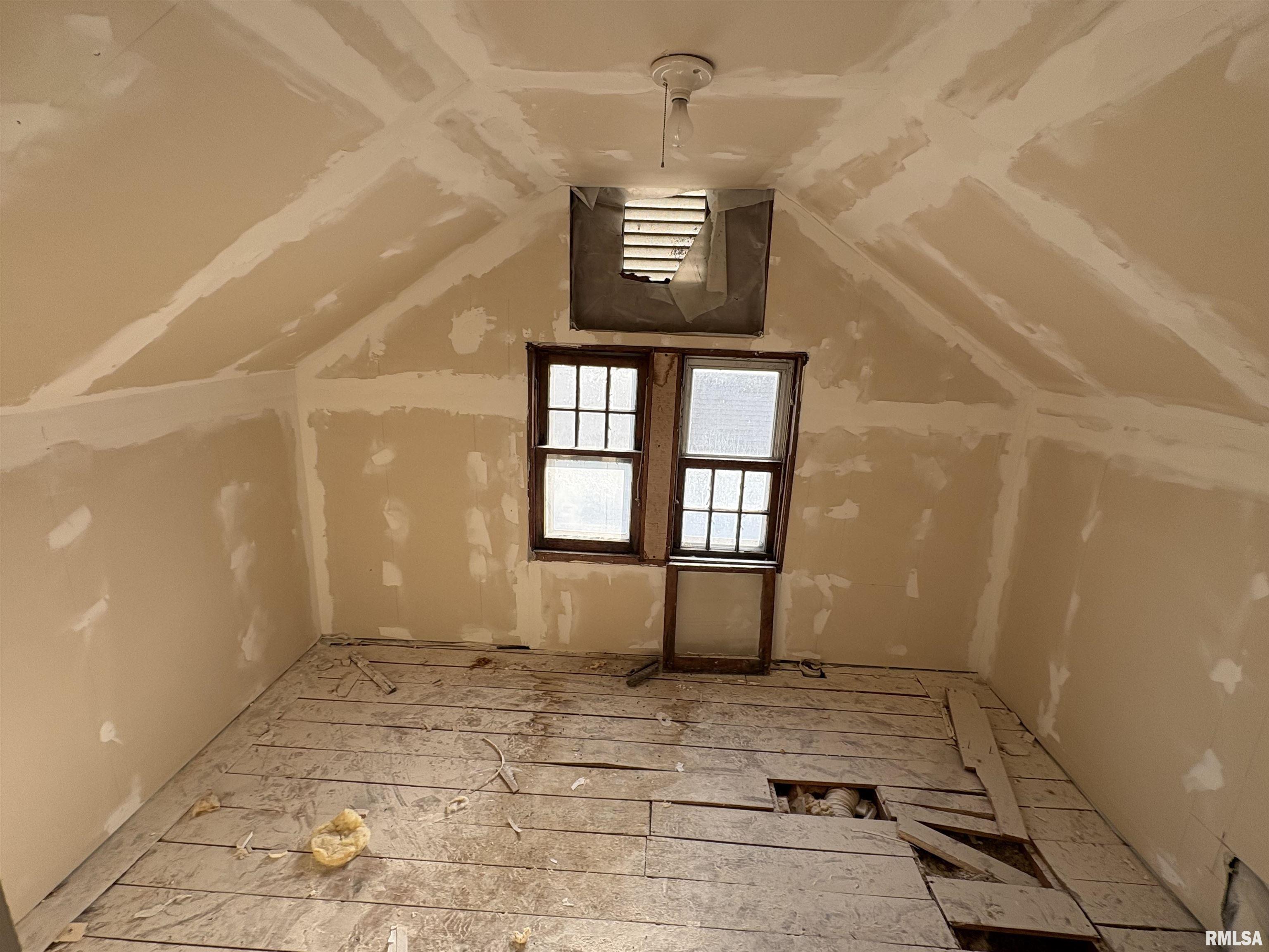 714 East Ash Street Canton, IL 61520 - Photo 28 of 40