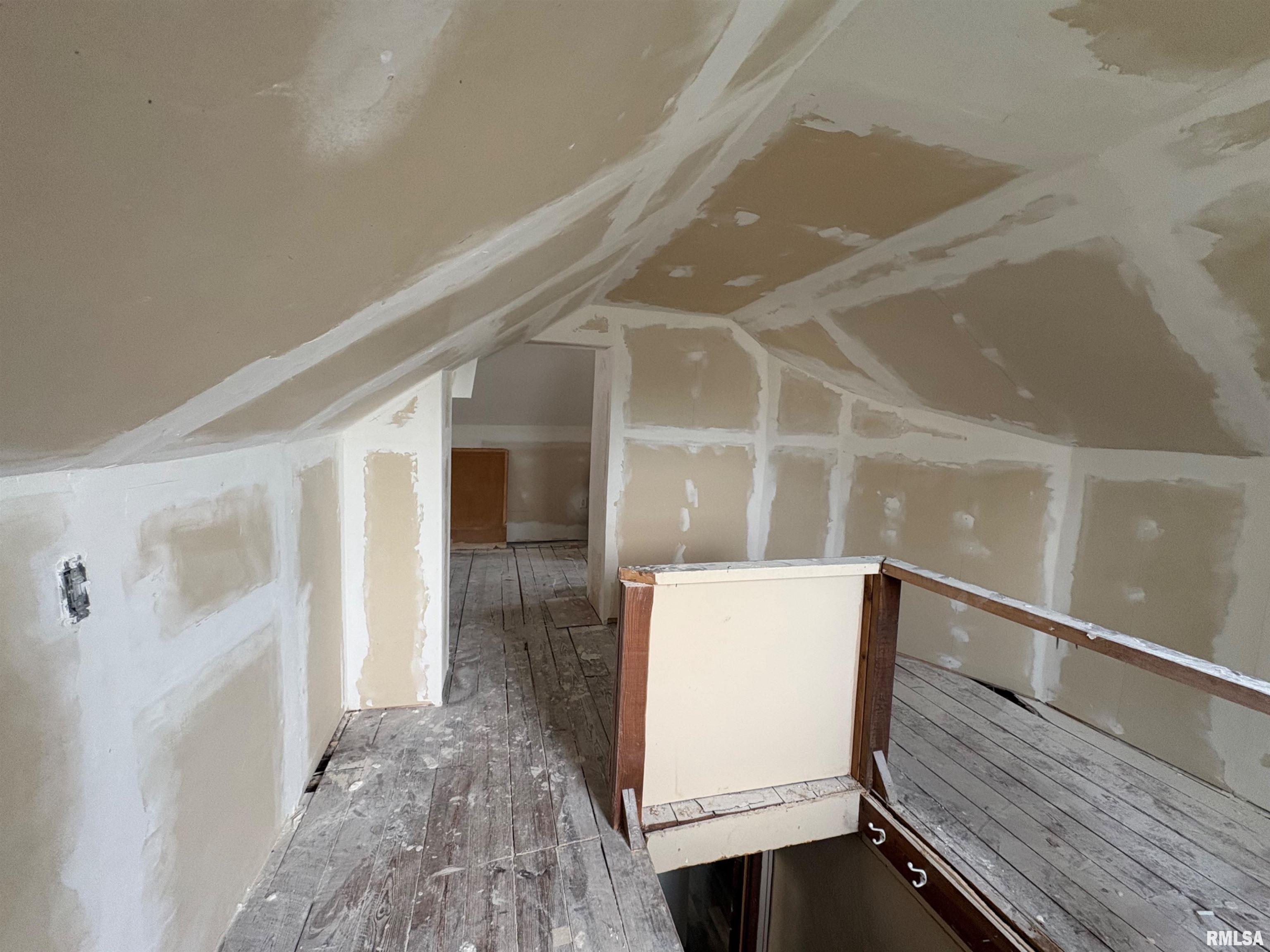 714 East Ash Street Canton, IL 61520 - Photo 30 of 40