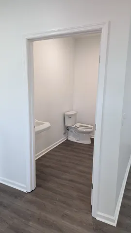 a bathroom with a toilet