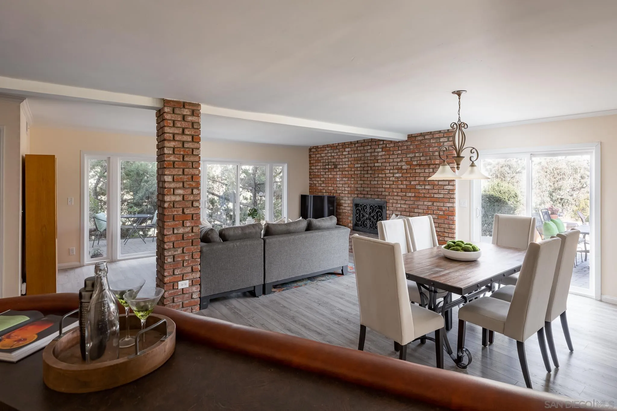 13995 Belvedere Drive Poway, CA 92064 - Photo 22 of 54 a dining room with furniture and window