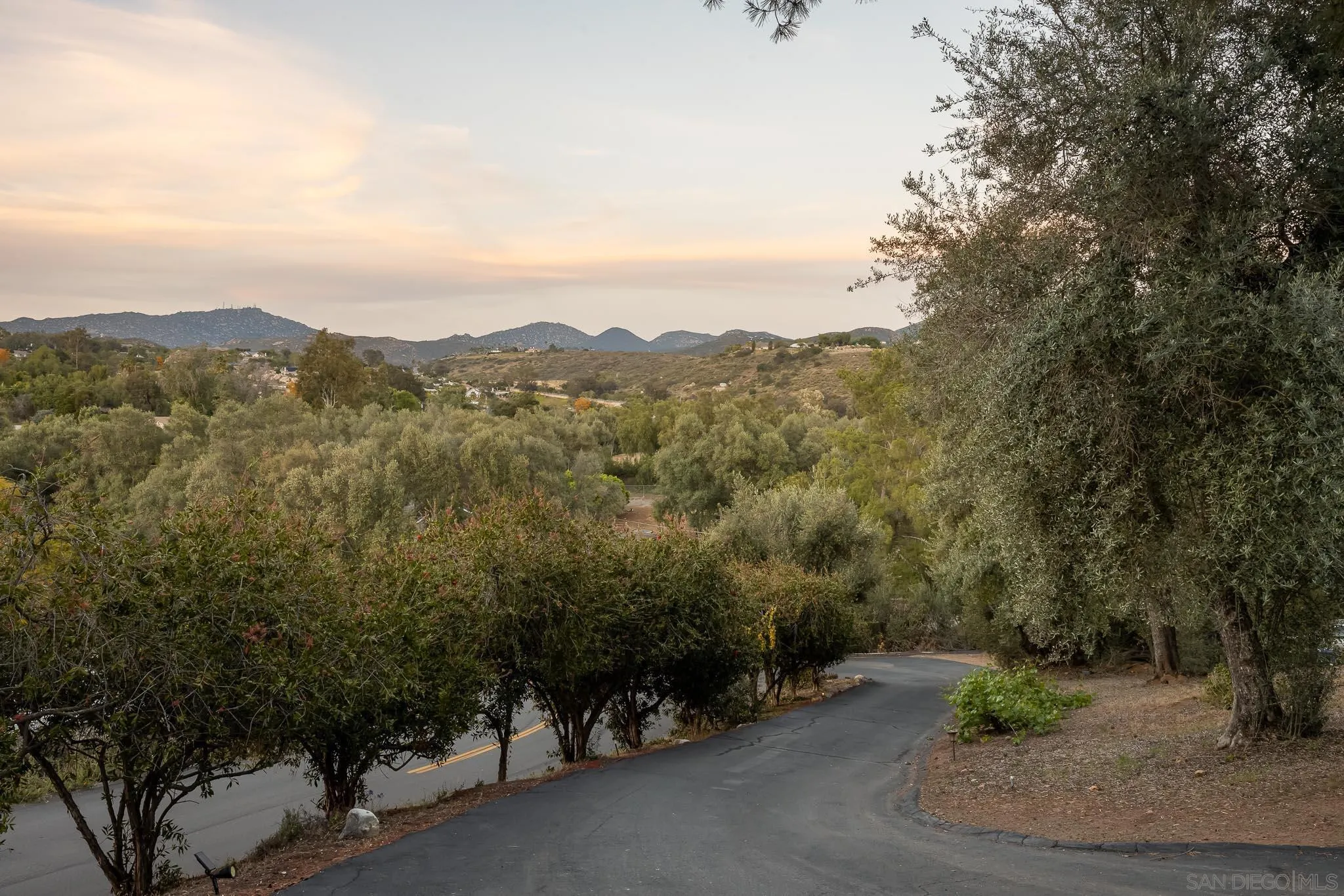13995 Belvedere Drive Poway, CA 92064 - Photo 35 of 54