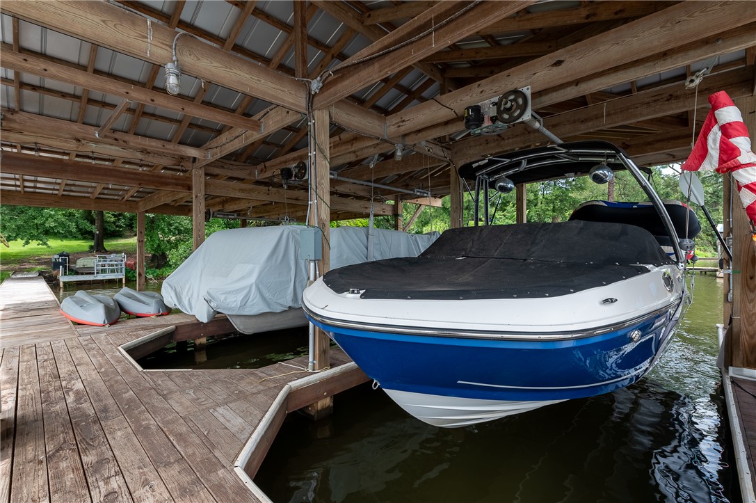 8695 Clyde Acord Road Franklin, TX 77856 - Photo 11 of 50 Power boat and Pontoon boat