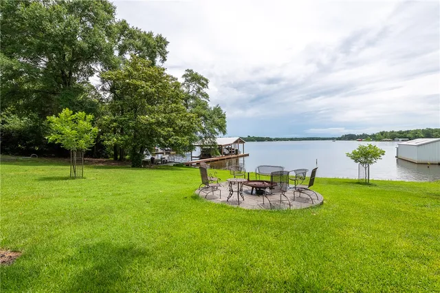 $998,000 | 8695 Clyde Acord Road, Franklin, TX 77856