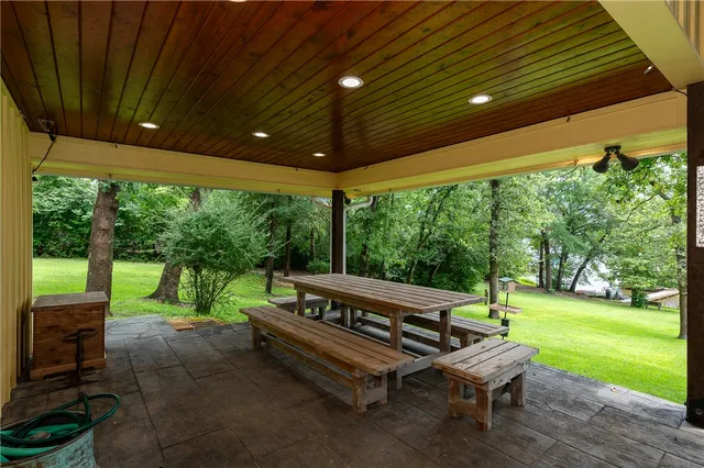 $998,000 | 8695 Clyde Acord Road, Franklin, TX 77856