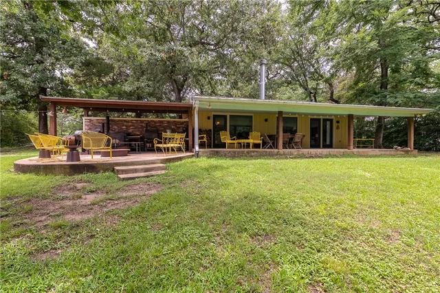 $998,000 | 8695 Clyde Acord Road, Franklin, TX 77856