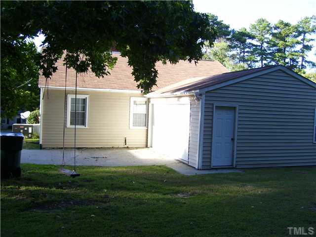1825 Forest Road Durham, NC 27705 - Photo 21 of 23 Gallery Image 21
