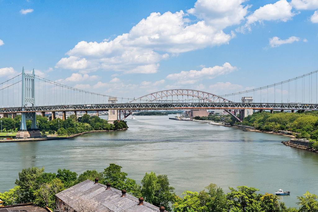 26-15 4th Street, Unit 3B Queens, NY 11102 - Photo 4 of 7