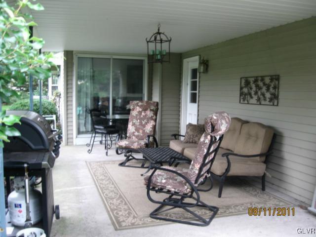 891 Valley View Road Coopersburg, PA 18036 - Photo 16 of 28 Gallery Image 16