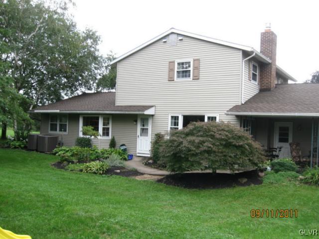 891 Valley View Road Coopersburg, PA 18036 - Photo 17 of 28 Gallery Image 17