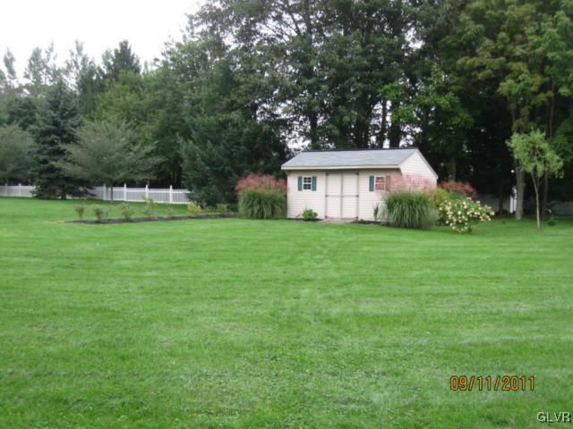 891 Valley View Road Coopersburg, PA 18036 - Photo 22 of 28 Gallery Image 22