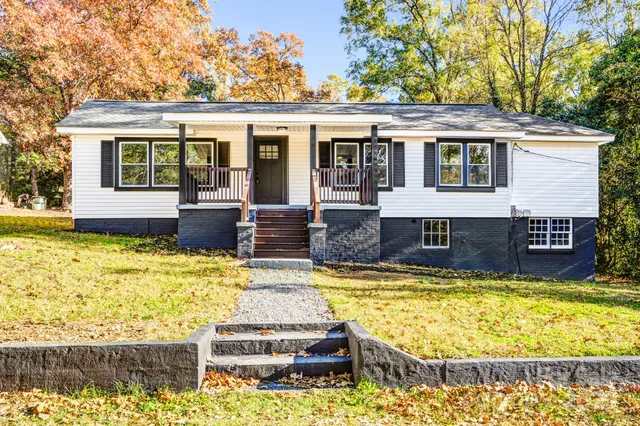 $325,000 | 111 Wilshire Avenue Southwest, Concord, NC 28025