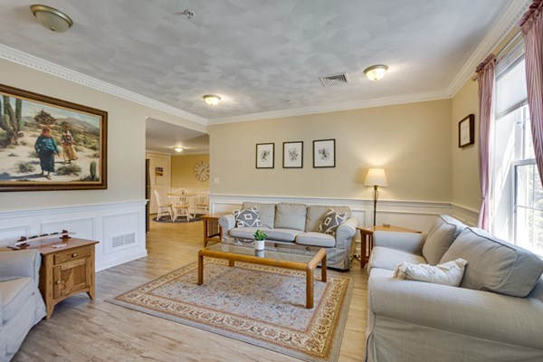 36 Webb Brook Road, Unit 1 Billerica, MA 01821 - Photo 1 of 16 Gallery Image 1