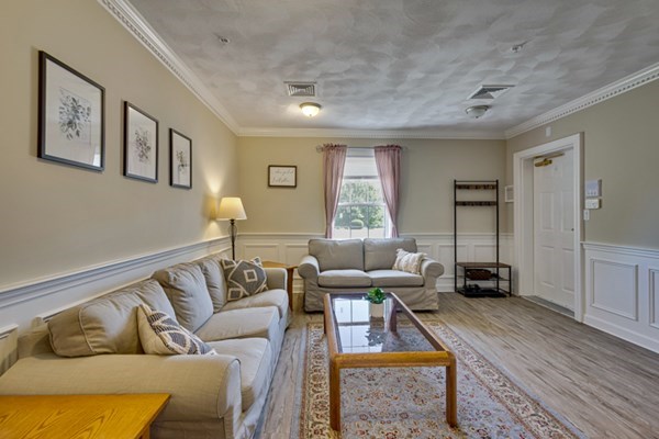 36 Webb Brook Road, Unit 1 Billerica, MA 01821 - Photo 4 of 16 Gallery Image 4