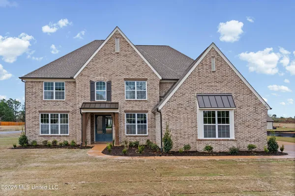 $610,910 | 9810 Cypress Ldg Cove, Olive Branch, MS 38654