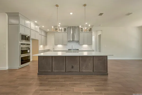 $729,990 | 1124 Portnall Pl Road, Bulverde, TX 78163