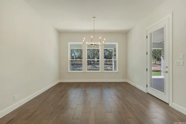 $729,990 | 1124 Portnall Pl Road, Bulverde, TX 78163