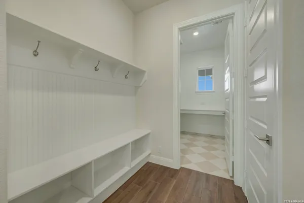 $729,990 | 1124 Portnall Pl Road, Bulverde, TX 78163