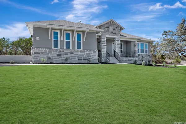 $729,990 | 1124 Portnall Pl Road, Bulverde, TX 78163