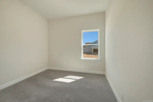 $729,990 | 1124 Portnall Pl Road, Bulverde, TX 78163