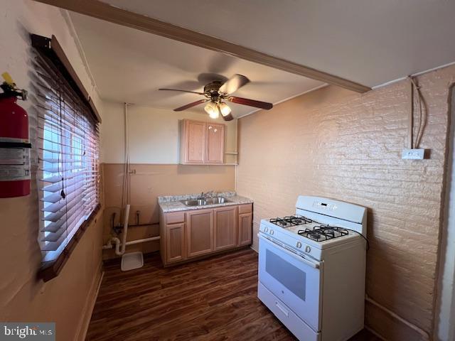 3601 Fairmount Avenue Philadelphia, PA 19104 - Photo 10 of 21 a kitchen with stove and cabinets