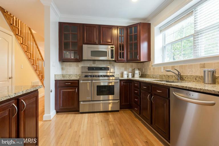 2444 Tunlaw Road Northwest Washington, DC 20007 - Photo 6 of 14