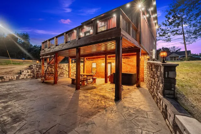 a view of a porch with a patio