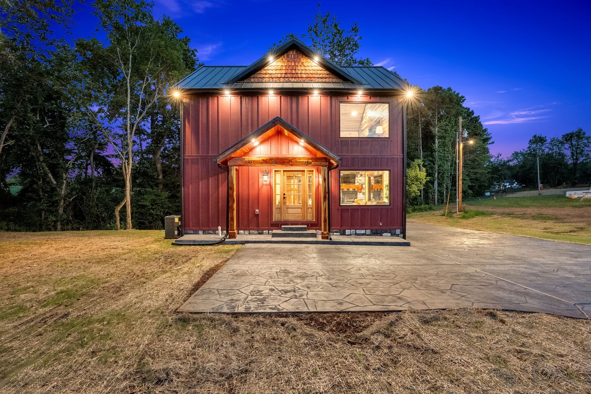 92 Ghea Road Normandy, TN 37360 - Photo 6 of 52 a front view of a house with a yard