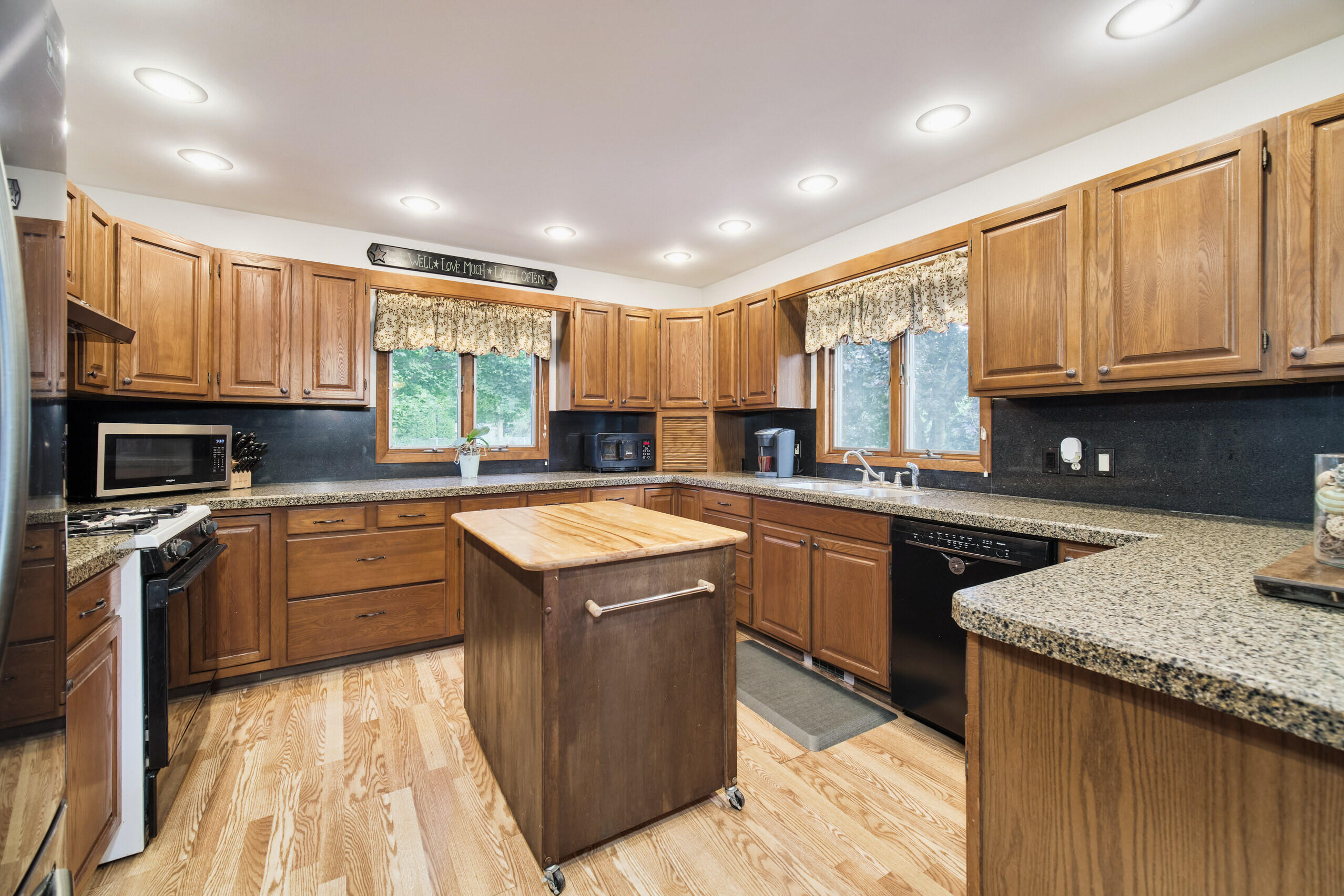 1379 Brown Road Manistee, MI 49660 - Photo 16 of 57 Kitchen