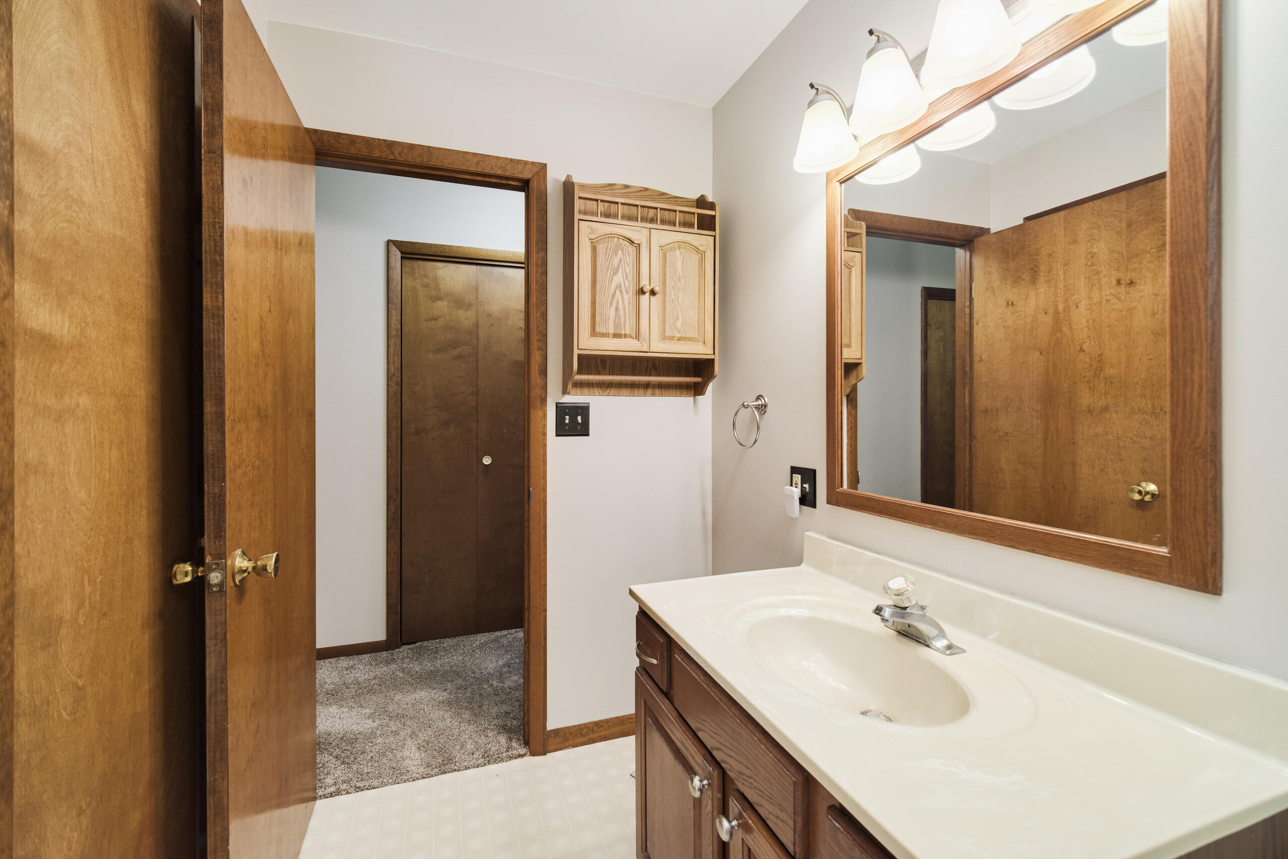 1379 Brown Road Manistee, MI 49660 - Photo 29 of 57 Full Bathroom