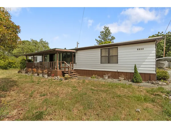 $260,000 | 1146 Laura Street, Myrtle Creek, OR 97457
